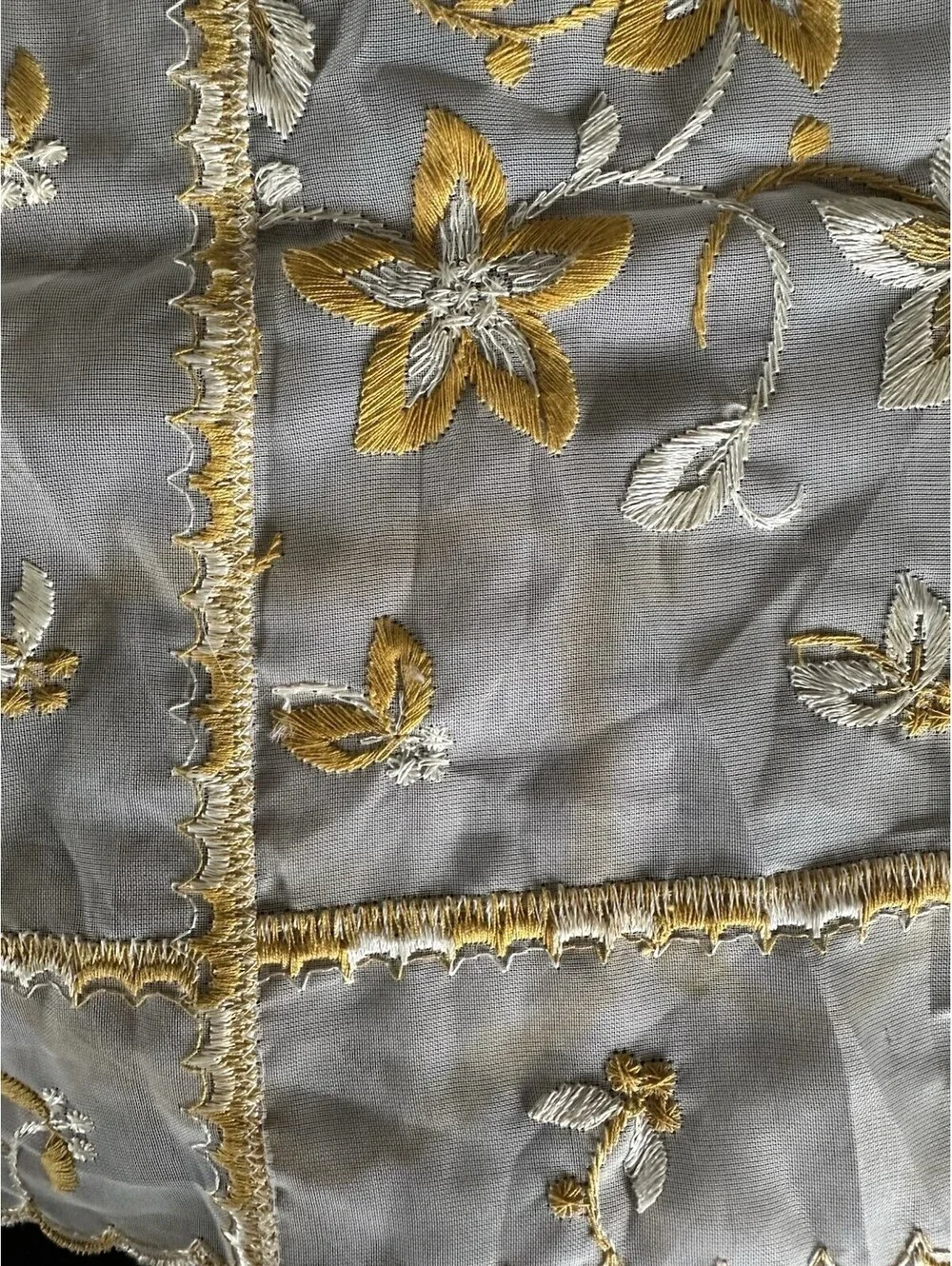 Vintage Embroidered Floral Table Runner
